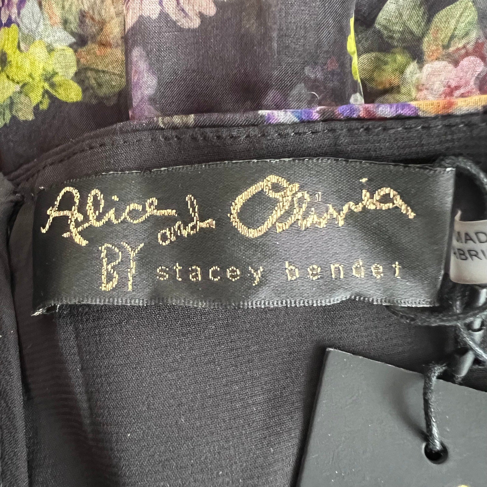 Unleash Elegance with the Alice + Olivia Magnolia Maxi Dress - Prime Essentials